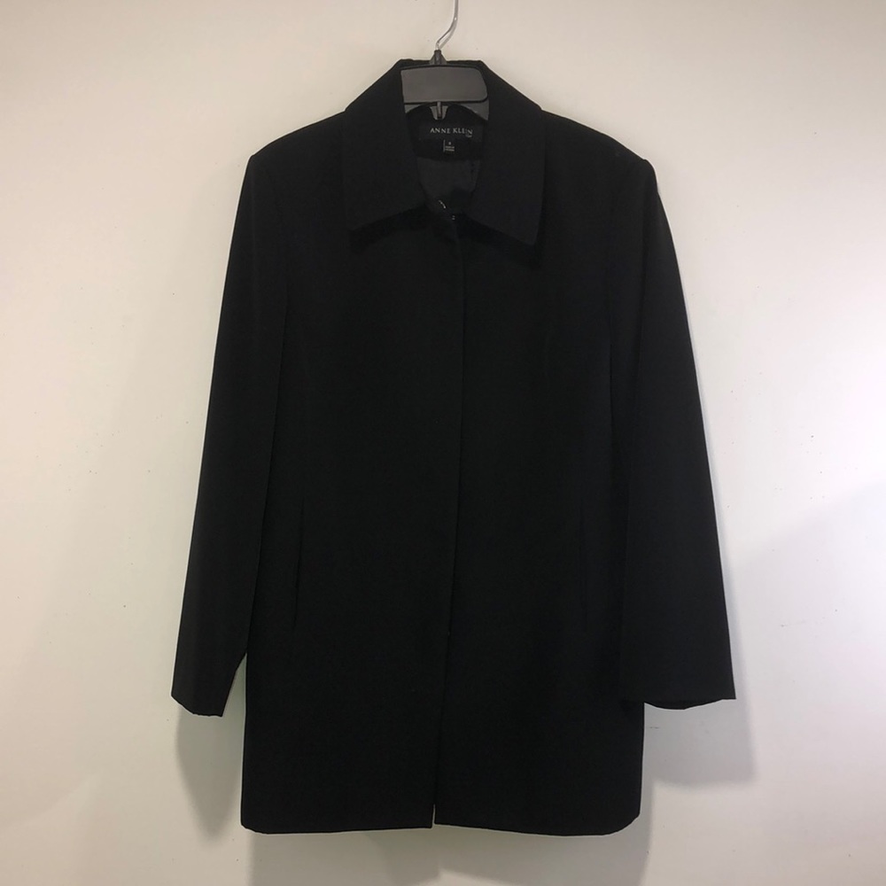 NEW Anne Klein black raincoat (S) 5-snap front